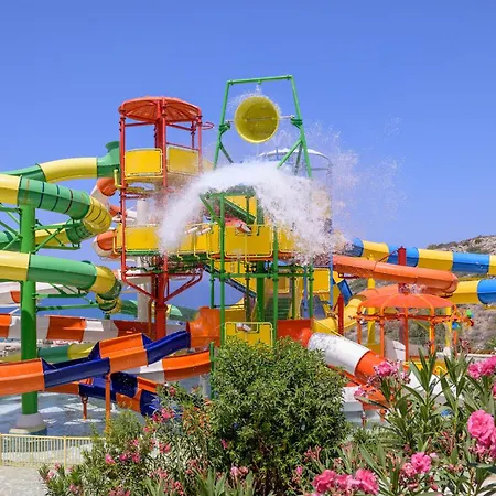Szálloda Aqua Sun Village 4*