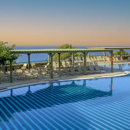 Szálloda Aqua Sun Village Kutulufári