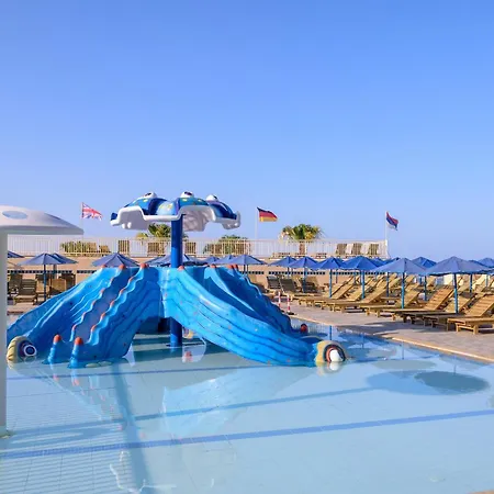 Aqua Sun Village Szálloda Kutulufári