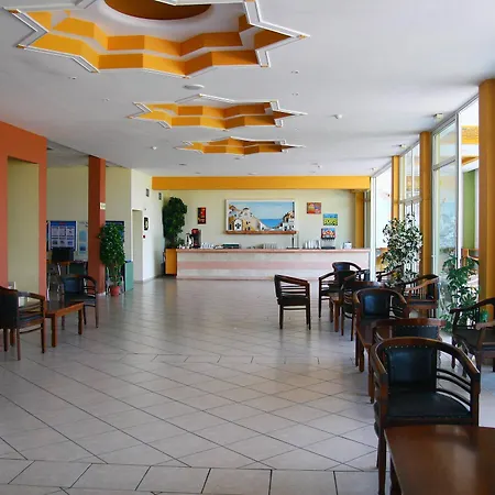Hotel Aqua Sun Village 4*