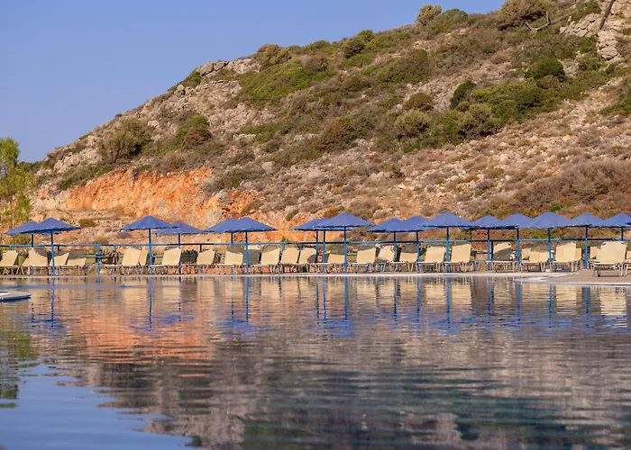 Hotel Aqua Sun Village 4*