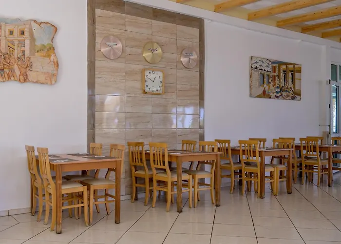 Hotel Aqua Sun Village