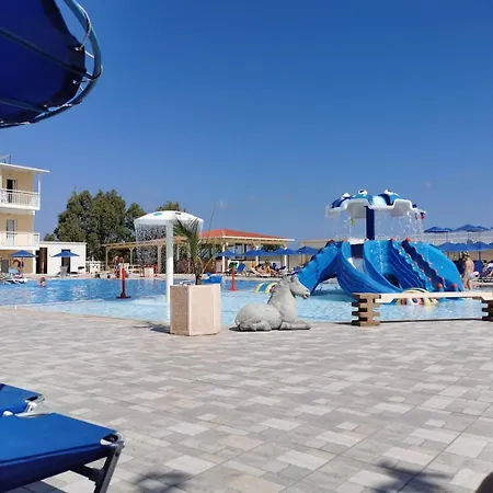 Aqua Sun Village