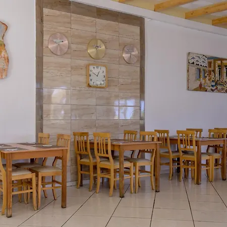 Hotel Aqua Sun Village