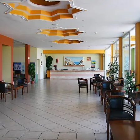 酒店 Aqua Sun Village 4*