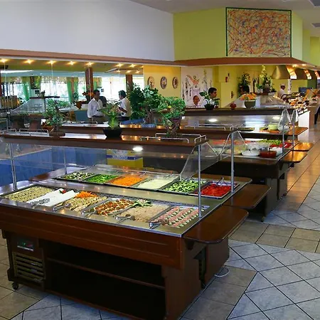 ホテル Aqua Sun Village 4*