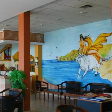 Aqua Sun Village 4*