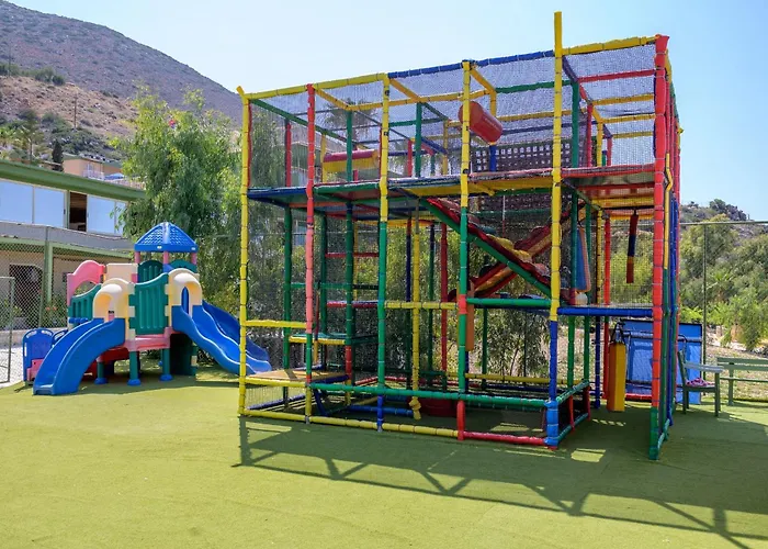 Готель Aqua Sun Village 4*