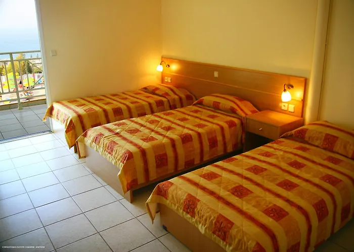 Aqua Sun Village Готель 4*